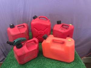 lot 302 image: Gas Cans