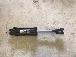 lot 310 image: Hydraulic Cylinder