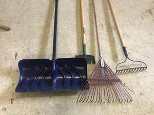 lot 314 image: Rakes, Shovel, & Scraper