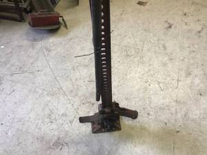 lot 326 image: Hi-Lift Jack