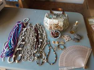 Unique Wood Hand Bag, Jewelry, Watch, Crystal Ring Holder, Misc