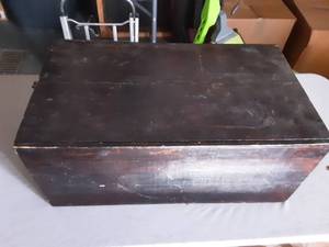 Hinged Wood Box 20x12x9, Oil Lamp, Glass Pill Bottles, ArmyNavy Vacuum Tubes