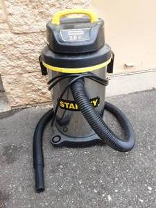 Stanley 2.8 Hp. Vacuum