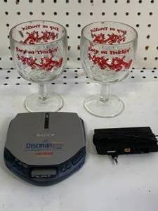 Sony Disc Man ESP with Car Adapter &Two Keep on Truckin Glasses