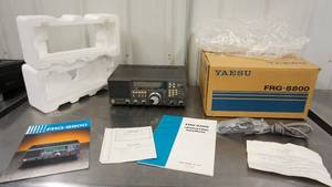 lot 12 image: YAESU Communications Receiver--(General Coverage Receiver)--FRG-8800