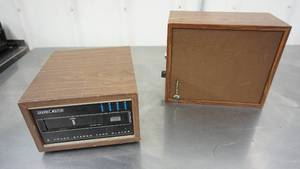 lot 17 image: Channel Master 8 Track Stereo Tape Player--Model--6325