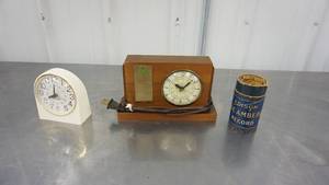 lot 43 image: White Westclox Clock--Clock In Wooden Framework--Edison The Amberoe Record