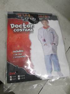 3-4t Doctor costume...
