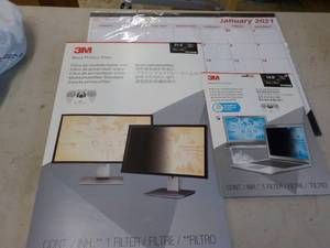 Black Privacy Filter x 2 and Calend...