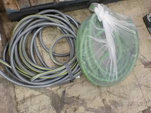 2 Garden Hoses untested...