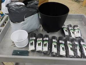 Self Watering Planter, Darden Net C...
