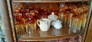 lot 65 image: Collection of Vintage Glassware in ...