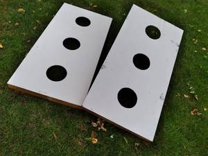 lot 18 image: 3 Hole Bean Bag Toss Game 48 X 24...