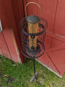 lot 24 image: Outdoor Bird Feeder 12 X 48 With ...