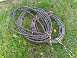 lot 28 image: (2) Hoses See Photos...