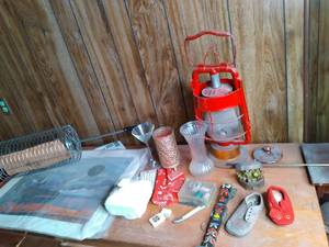 lot 176 image: Vintage Dietz Oil Lantern, Wall Art...
