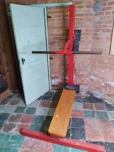 lot 182 image: Vintage Solid Weight Bench (Estimat...