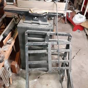 lot 4 image: Rockwell 4 Deluxe Jointer With att...