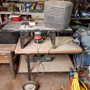 lot 8 image: Craftsman plunge router with attach...