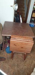 lot 239 image: (4) Heavy Duty Wood TV Trays With S...