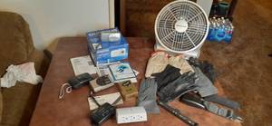 lot 218 image: Olympus D-560 Zoom Camera. Vivitar ...