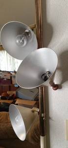 lot 222 image: Vintage 3 Light Extension Lamp Adj...