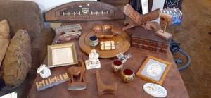 lot 226 image: Wood Home Decor Lot, Crystal Decor ...