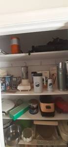 lot 237 image: Shelves of Contents (Vintage Electr...