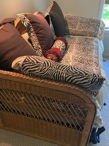 Rattan  Wicker Day Bed w Trundle