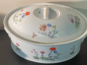 (14) Royal Worcester Ramekins and a French Porcelain Covered Dish