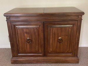Expandable Buffet Server