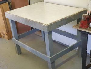 Light Weight Woodworking  Shop Table