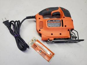 Black & Decker Variable Speed Jig saw