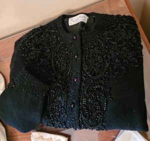 Womens Vintage Gloves and Sweater