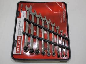 lot 718 image: Craftsman 9-Piece SAE Standard Combination Wrench Set - New
