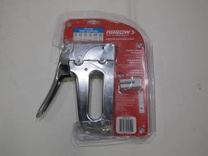 lot 773 image: Arrow T50 Heavy Duty Staple Gun