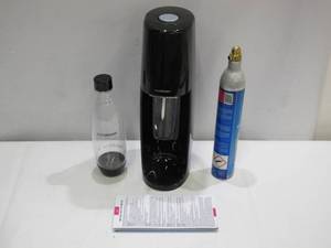lot 837 image: SodaStream Fizzi Classic Sparkling Water Maker in Black
