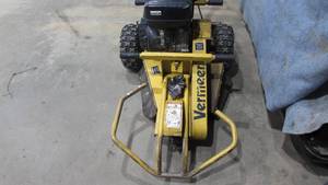 lot 11 image: Vermeer SC130 Stump Grinder