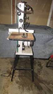 lot 19 image: Master Force 10 Bandsaw
