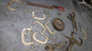 lot 24 image: Lot of Clamps