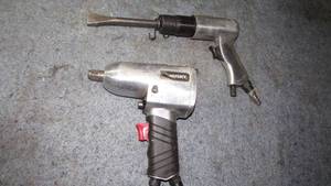 lot 41 image: Lot of Air Tools