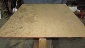 lot 65 image: 4 x 4 Work Bench On Wheels