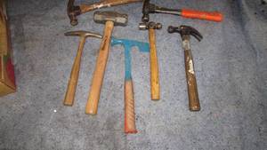 lot 66 image: Lot of Hammers