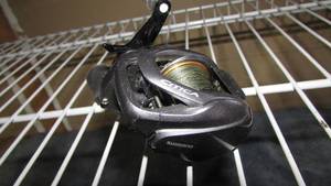 lot 107 image: Shimano Bait Caster Reel