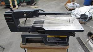 lot 113 image: 16 Craftsman Scroll Saw on Stand