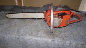 lot 115 image: Homelite Chainsaw With 20 Bar and Chain