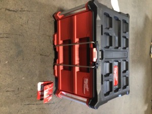 lot 45 image: Milwaukee PACKOUT 2-Drawer Tool Box