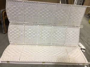 6 ft. White 4-Panel Room Divider by Oriental Furniture Customer Returns See Pictures