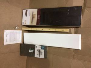 Lo0t of assorted Decorative Shelfs Customer Returns See Pictures