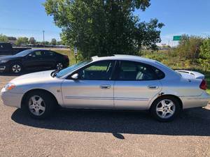 2002 Ford Taurus SEL - FULLY LOADED - 2 OWNER